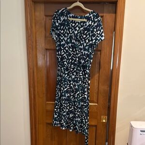 Eliza J Black and White Wrap Dress Short Sleeve V-Neck